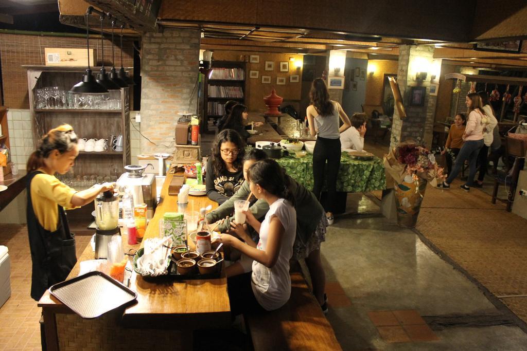 Bulunburi Resort Chiang Mai Bagian luar foto